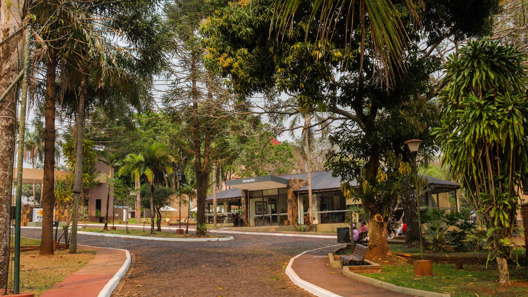 Pirayu Hotel & Resort Puerto Iguazú Exterior foto